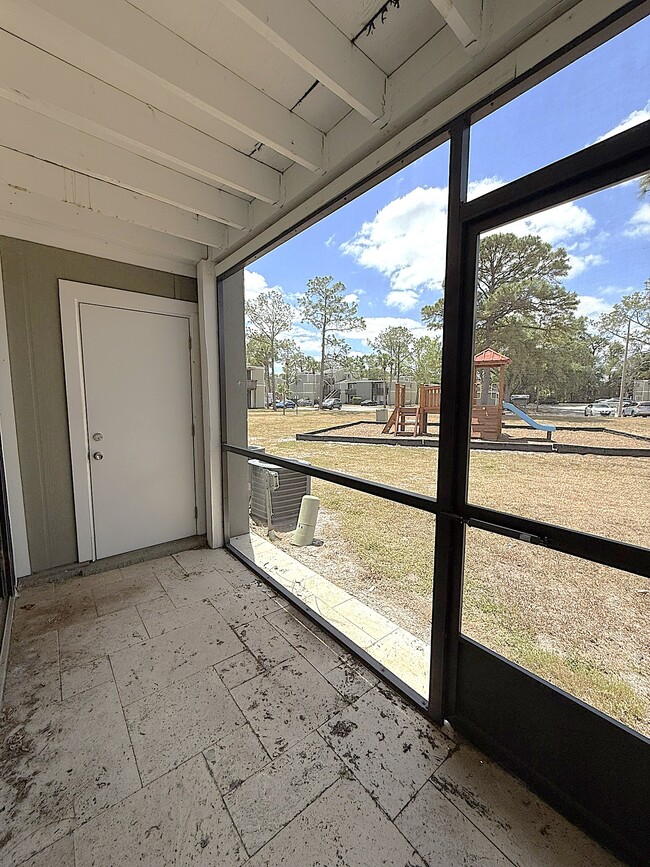 Building Photo - 157 Scottsdale Square
