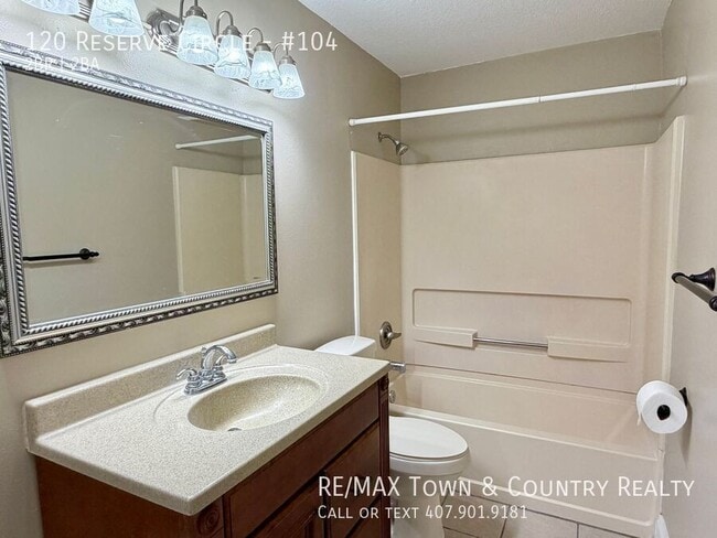 Building Photo - 120 Reserve Cir