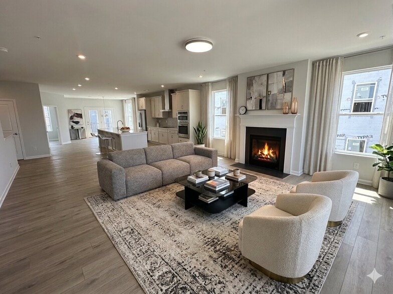 Building Photo - 352 Skylar Ct SE