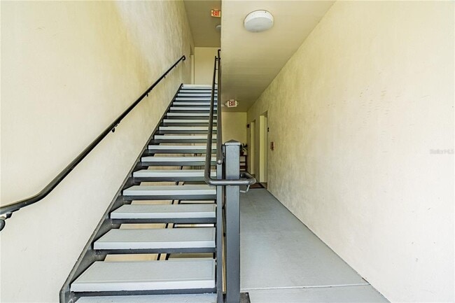 Building Photo - 770 Siena Palm Dr