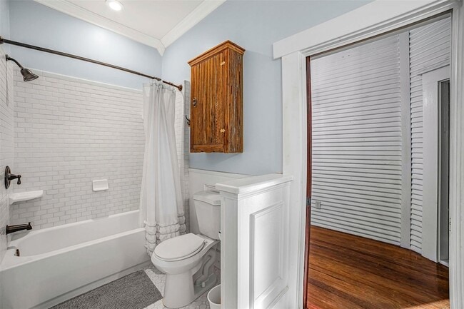 Building Photo - 17221 Steger Ln