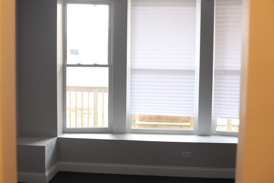 Master Bedroom Bay Windows - 6504 S Maryland Ave
