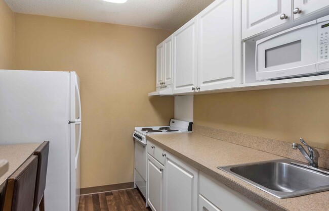 Building Photo - Furnished Studio-Philadelphia - Mt. Laurel...