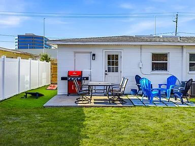 Building Photo - Fully Furnished South Tampa Retreat | Flexible Lease Terms