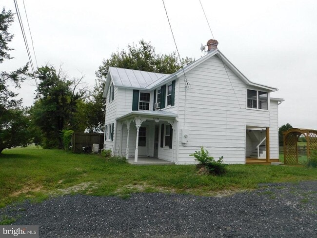 Primary Photo - 13142 Lord Fairfax Hwy