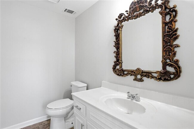 Building Photo - 3212 Christian Springs Dr