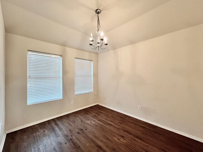 Building Photo - Cozy Home in Remington Point Neighborhood