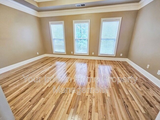 Building Photo - 2380 Crescent Park Ct