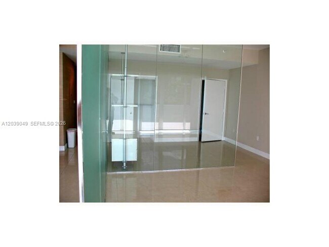 Building Photo - 2694 Inagua Ave