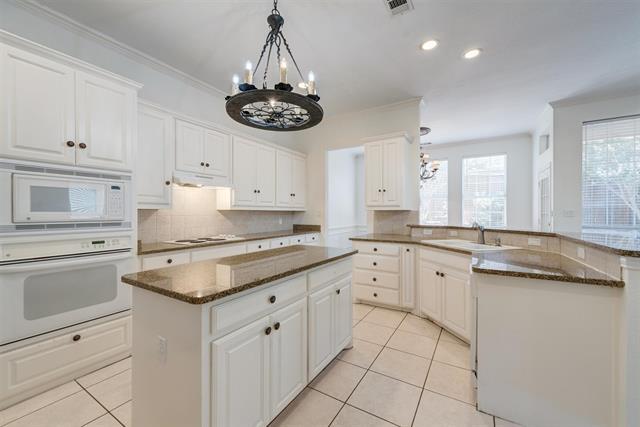 Building Photo - 1404 Clearwater Ct