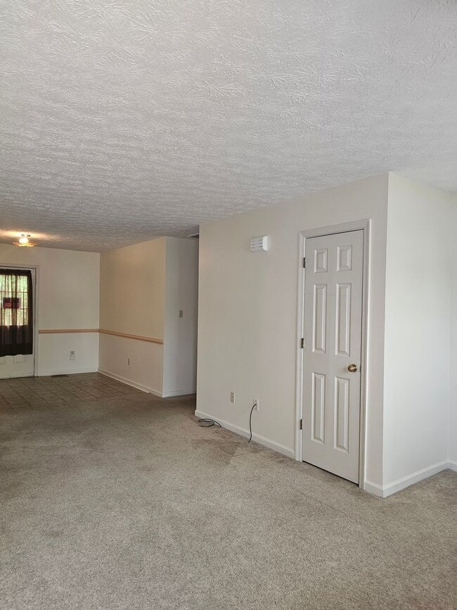 Building Photo - 2 Langille Ct