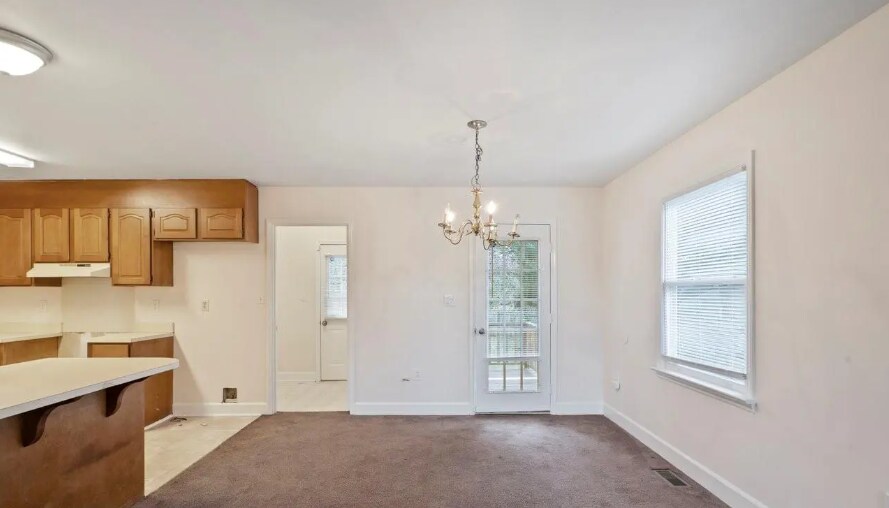 Building Photo - 1227 Rollins Ave