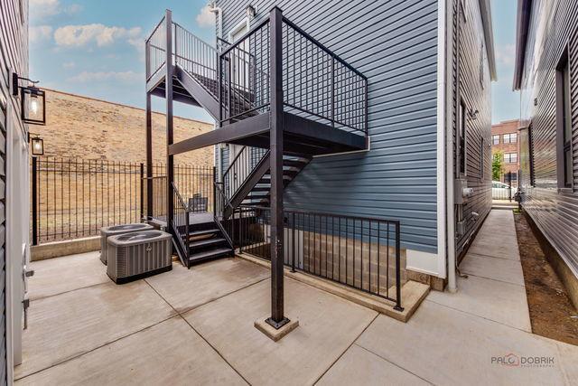 Building Photo - 2 bedroom in Chicago IL 60647