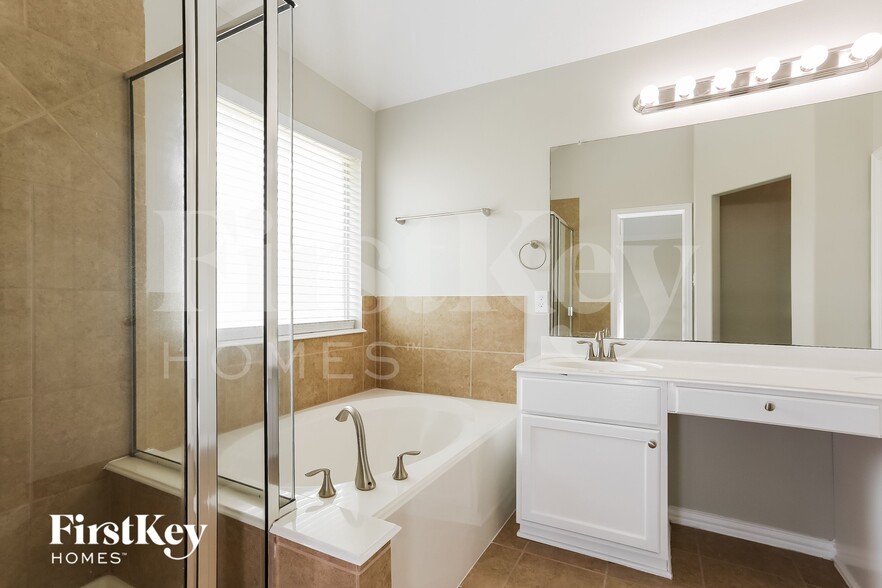 Building Photo - 6542 Turner Fields Ln