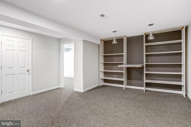Building Photo - 710 Parrish Farm Ln