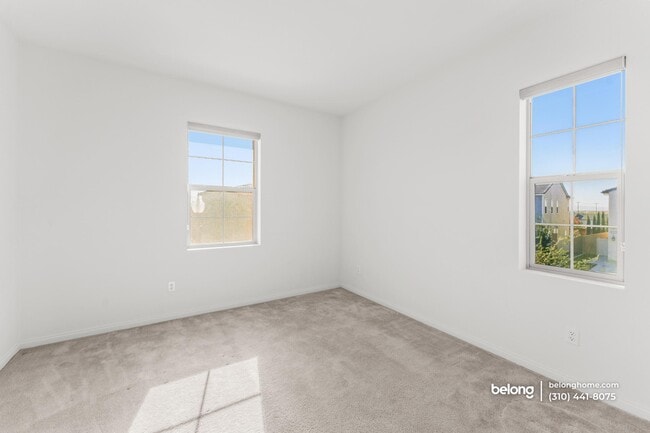 Building Photo - 3915 E Fincastle St