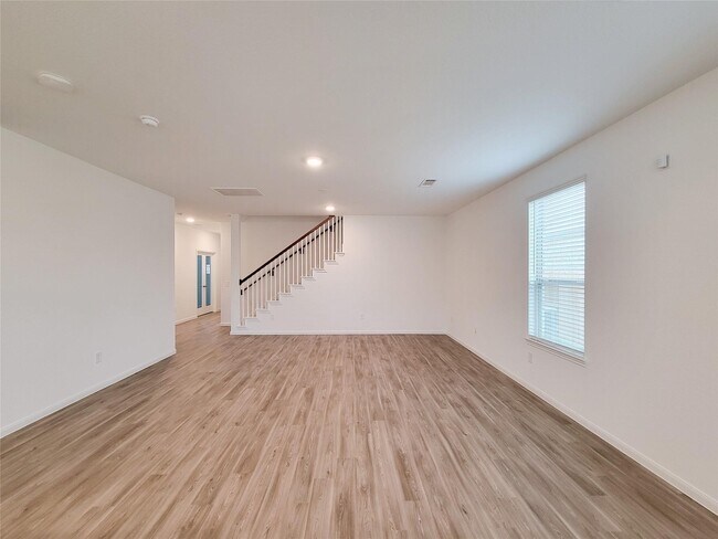 Building Photo - 1325 Grass Bnd Dr