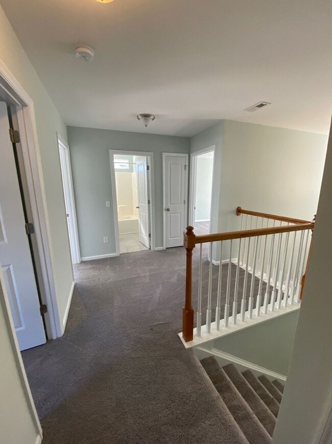 Building Photo - LEGEND OAKS DORCHESTER DISTRICT TWO SCHOOLS