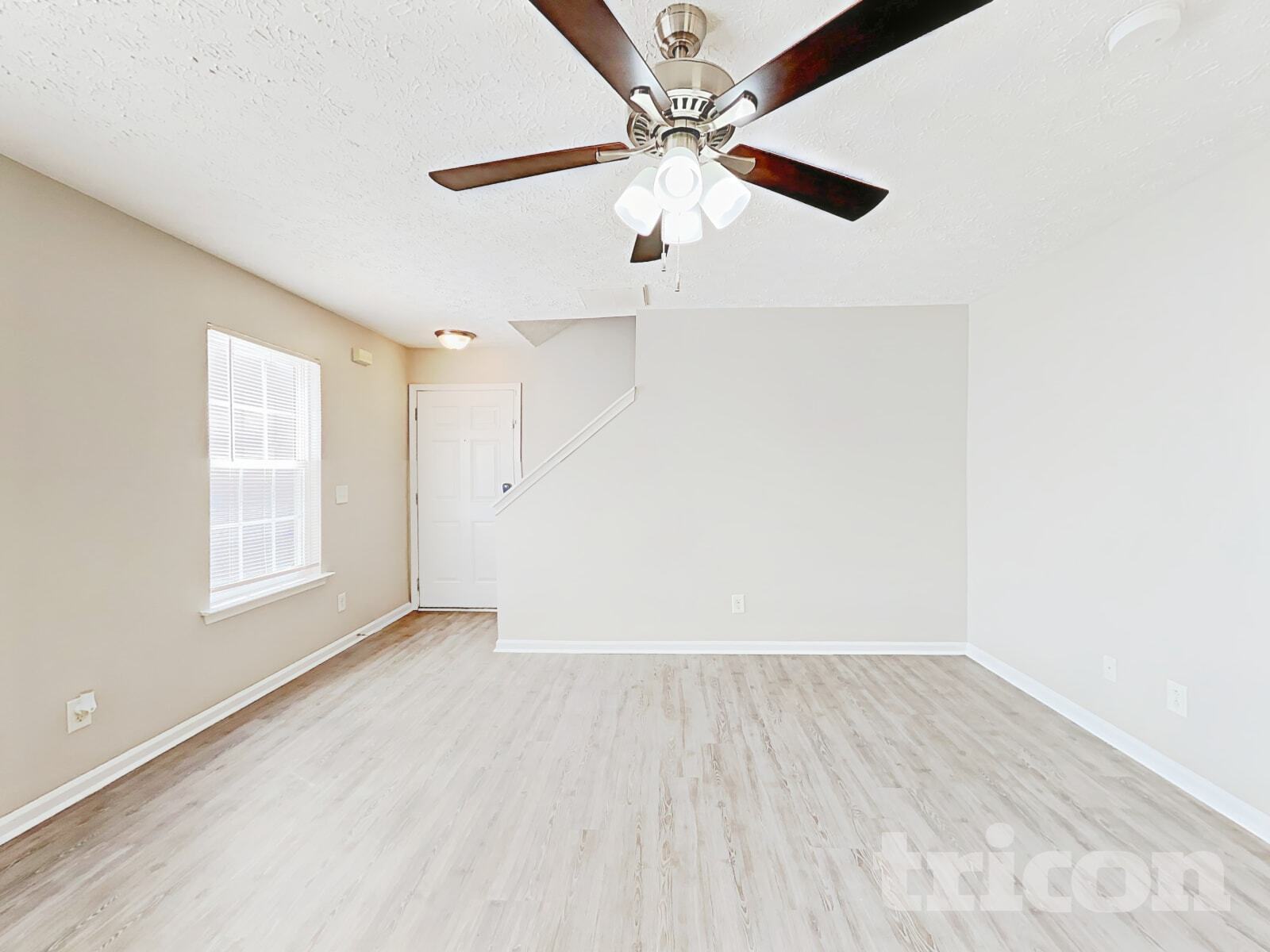 Building Photo - 220 Osmanthus Way