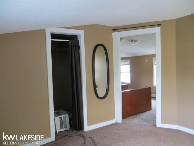 Building Photo - 18270 Sycamore St