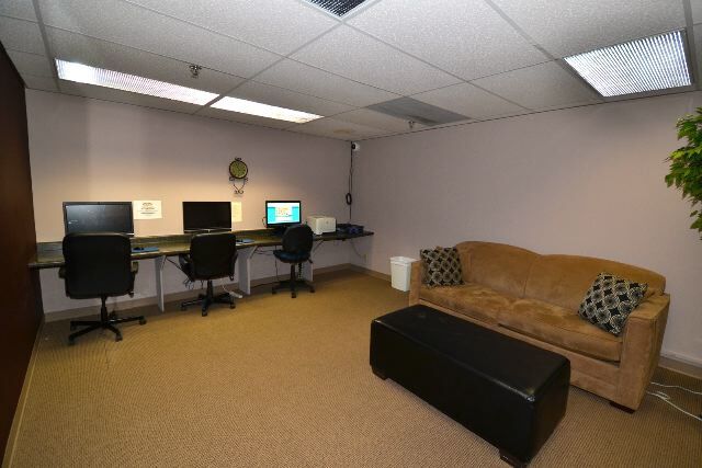 Building Photo - 4334 N Hazel St