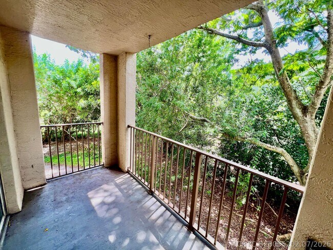 Building Photo - 4021 San Marino Blvd