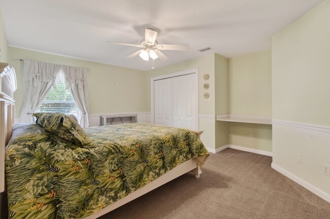 Building Photo - 3221 SE Quay St