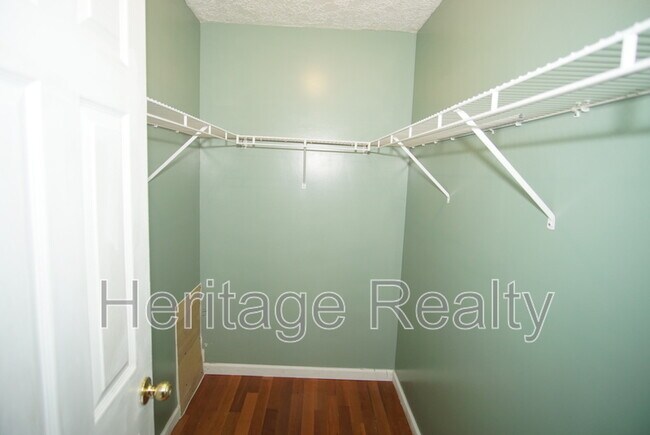 Building Photo - 1888 Explorer Ln