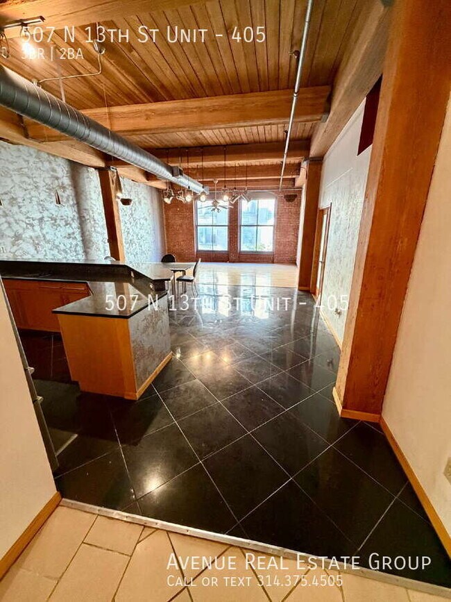 Building Photo - 507 N 13th St