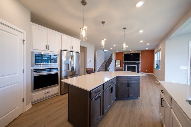 Building Photo - 14306 Acer Ave
