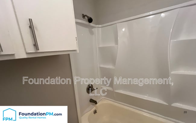 Building Photo - 3949 Macon Rd