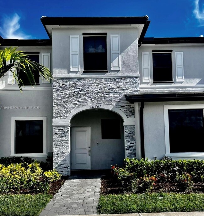 Building Photo - 28701 SW 132nd Pl