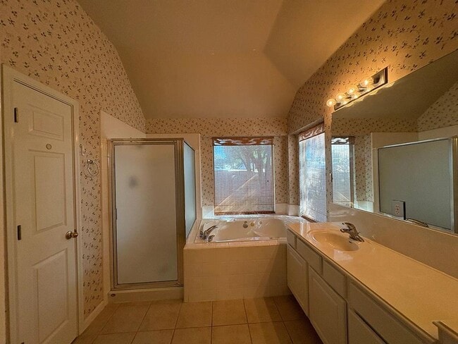 Building Photo - 1837 Maize Bend Dr