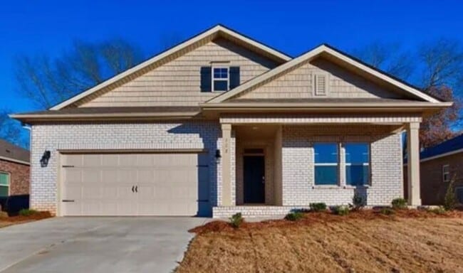 Building Photo - Coming in May with a FENCED YARD