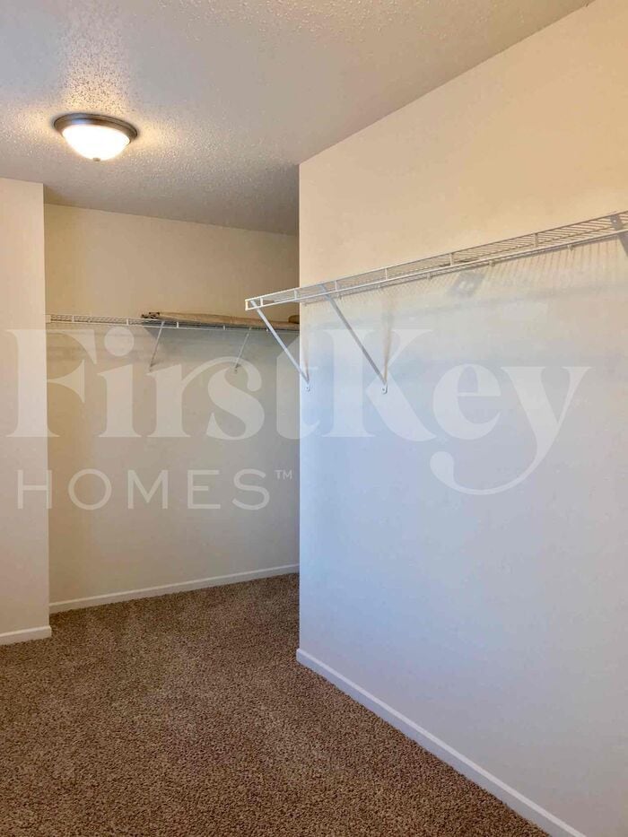 Building Photo - 4152 Tahoe Ct