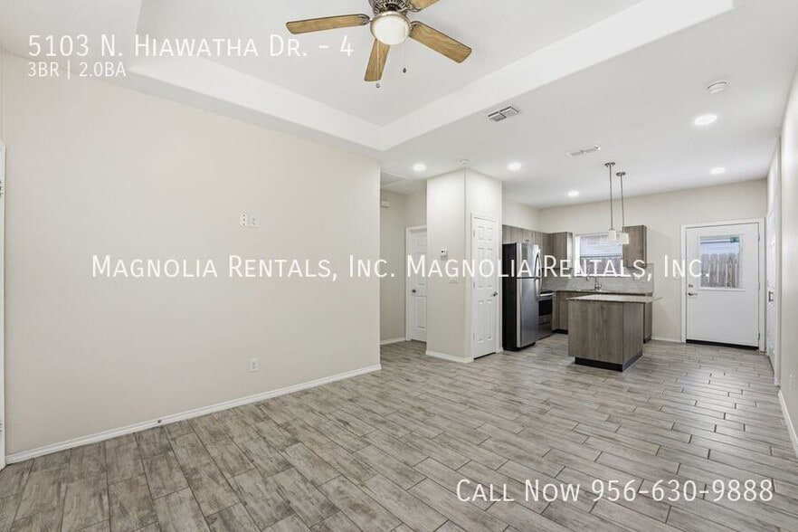 Building Photo - 5103 N Hiawatha Dr