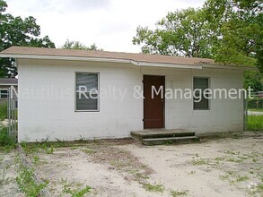 Building Photo - 1913 16th St