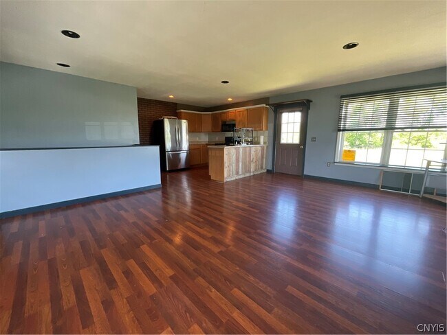 Building Photo - 29841 US-20