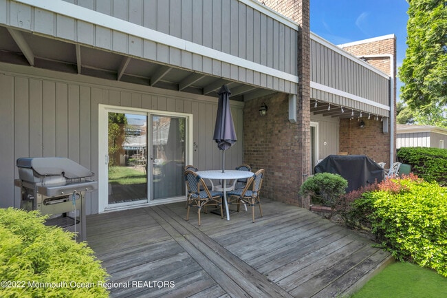 Building Photo - 54 Linden Ct