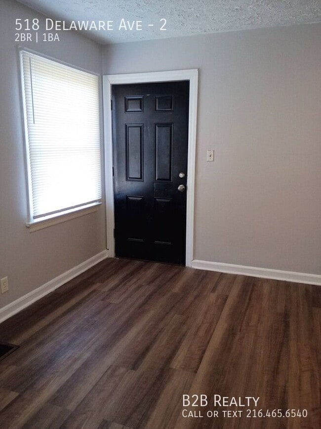 Building Photo - 518 Delaware Ave