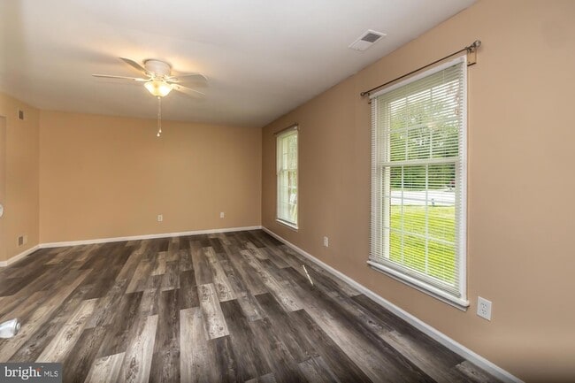 Building Photo - 3204 Norma Dr