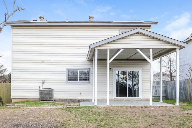 Building Photo - 5830 Summer Fest Dr