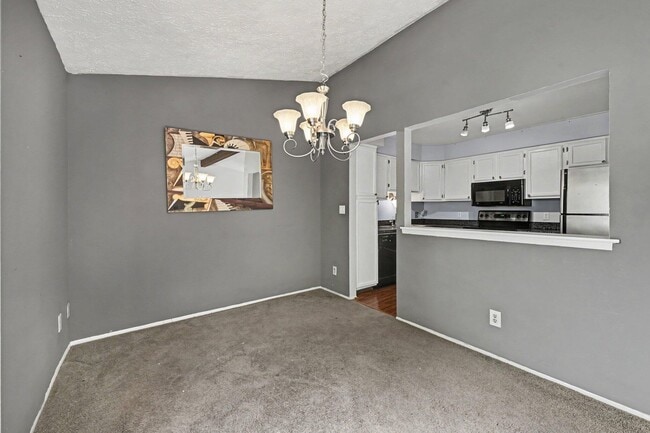 Building Photo - 24225 Evergreen Rd