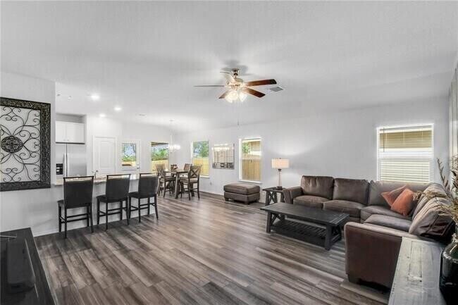 Building Photo - 119 Nathaniel Dr