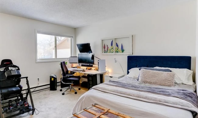 Building Photo - Condo for Rent in Downtown Livingston!