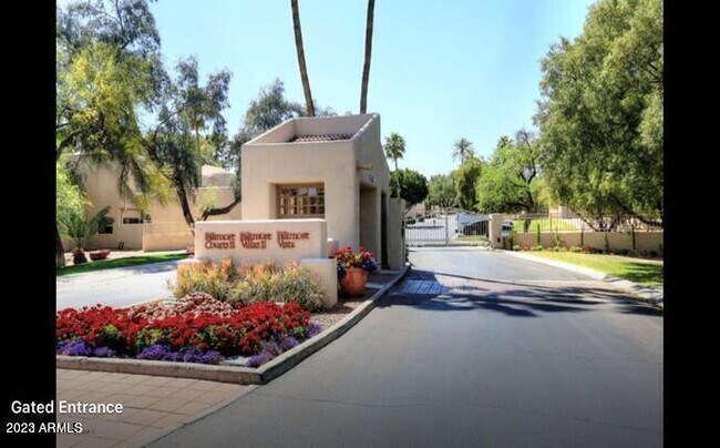 Building Photo - 6125 N 28th Pl