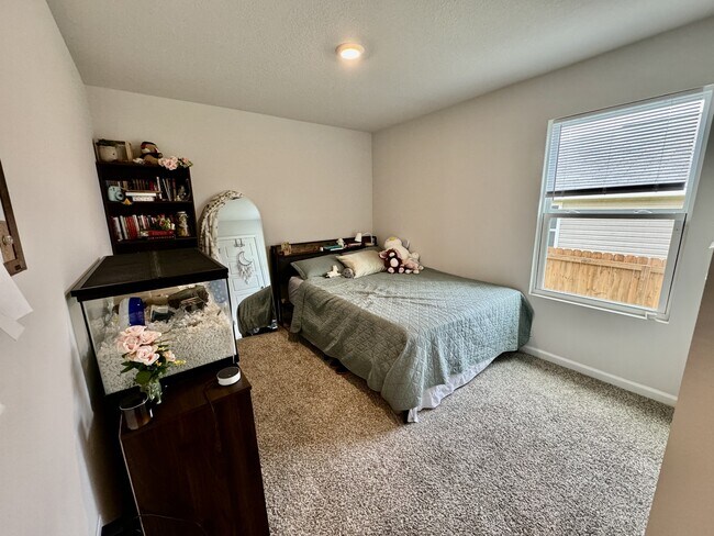 Building Photo - 6169 Native Dancer Wy
