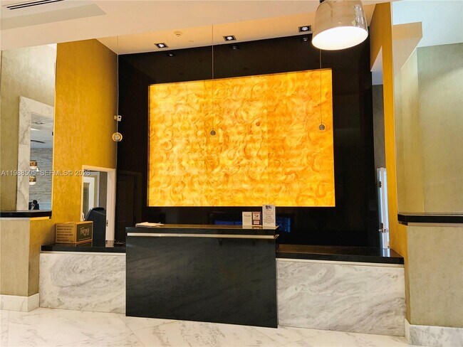 Building Photo - 1250 S Miami Ave