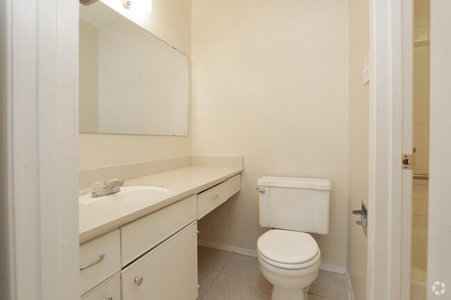 Interior Photo - Sagewood Apartments