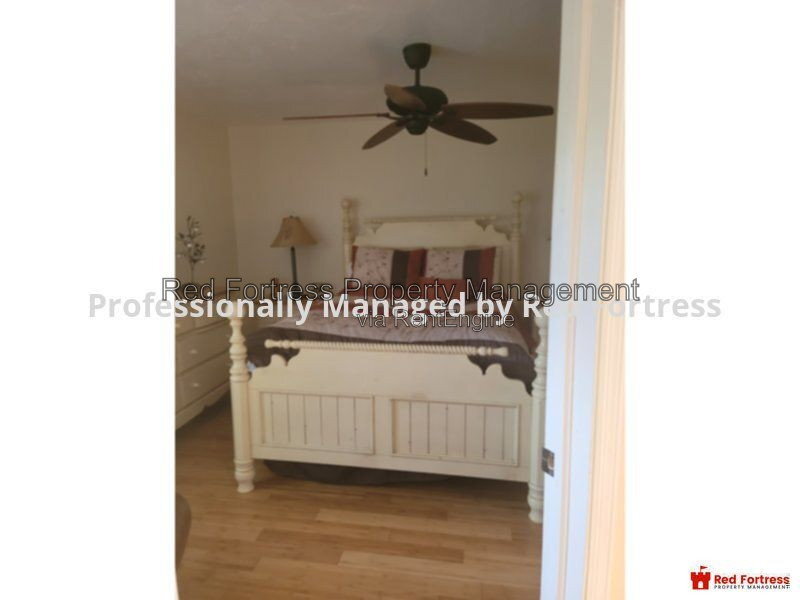 Building Photo - 15076 Parkside Dr